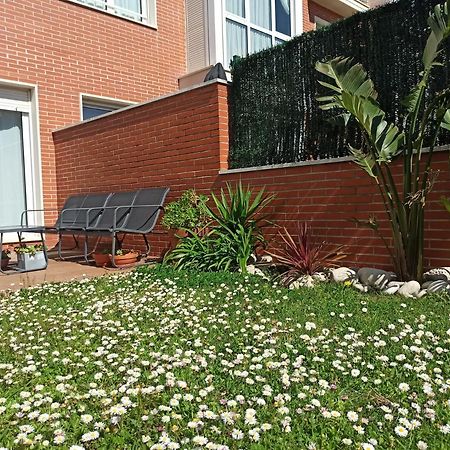 Bajo Con Jardin Privado Apartment Santander Bagian luar foto