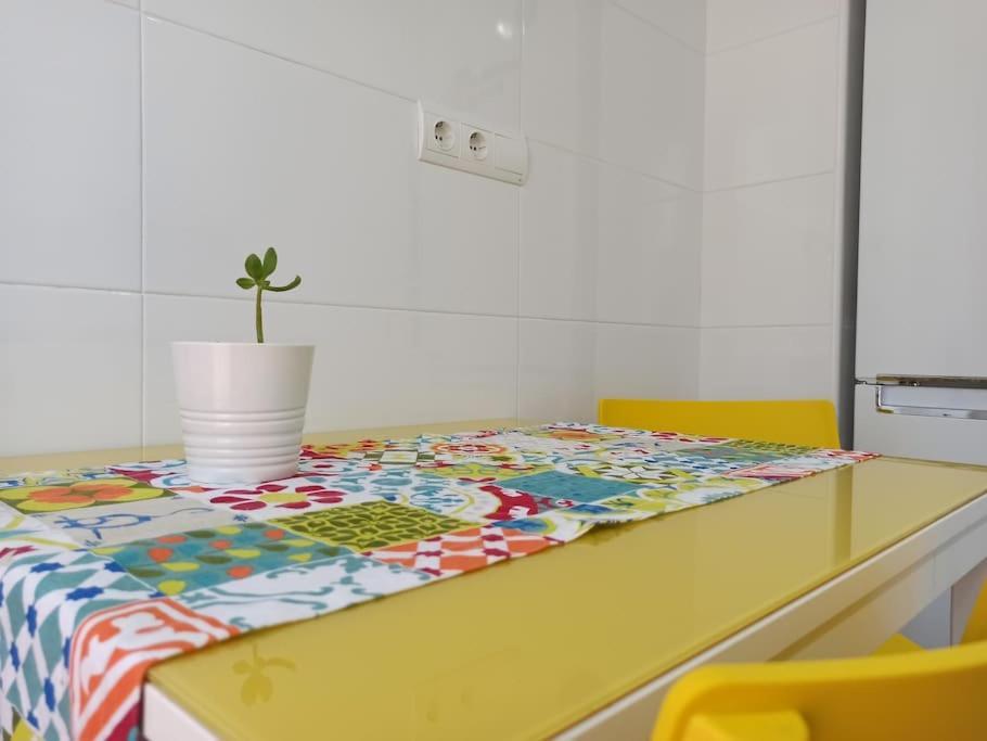 Bajo Con Jardin Privado Apartment Santander Bagian luar foto