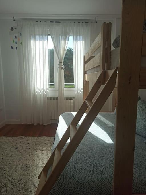 Bajo Con Jardin Privado Apartment Santander Bagian luar foto