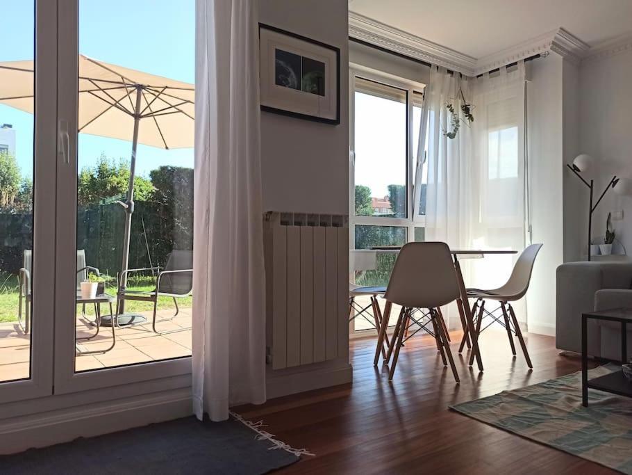 Bajo Con Jardin Privado Apartment Santander Bagian luar foto