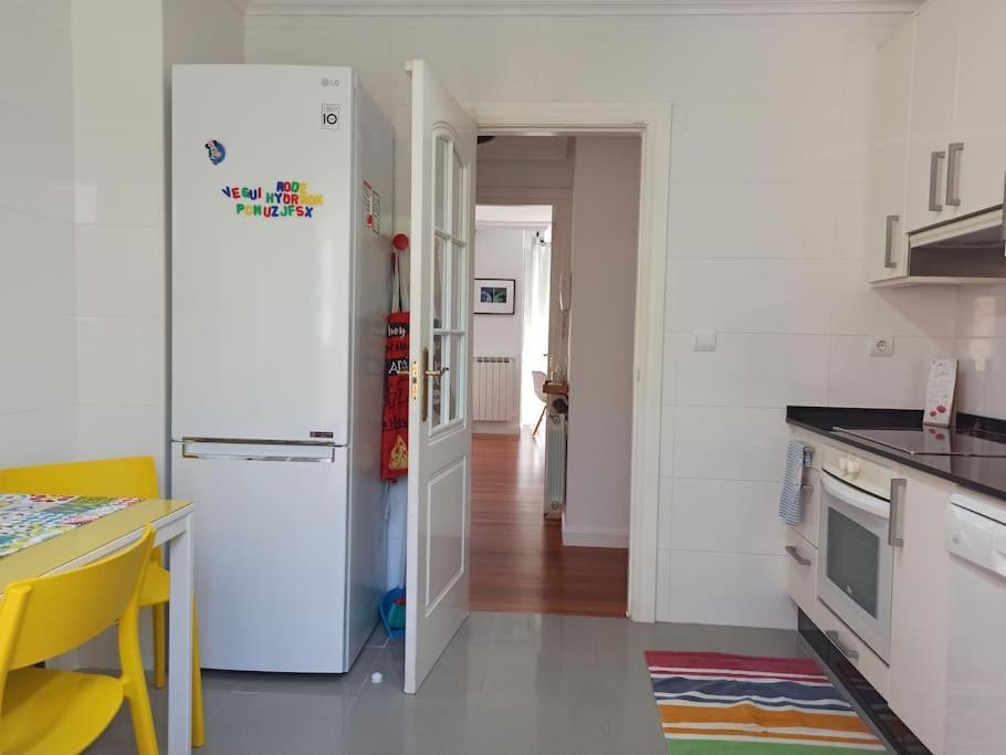 Bajo Con Jardin Privado Apartment Santander Bagian luar foto